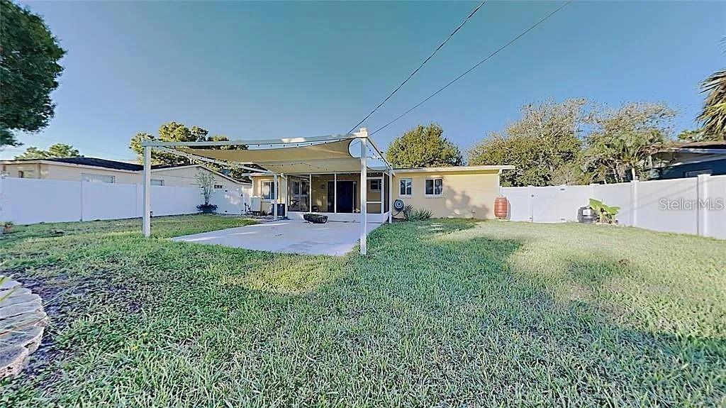 7481 Oak St Ne Property Photo 13