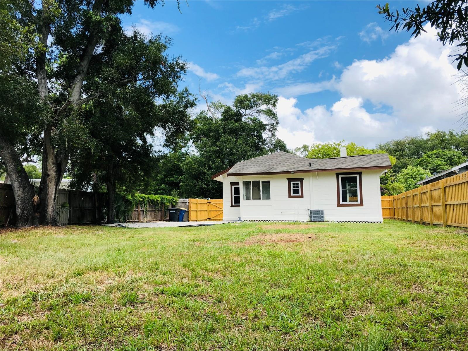 908 Vine Ave Property Photo 33