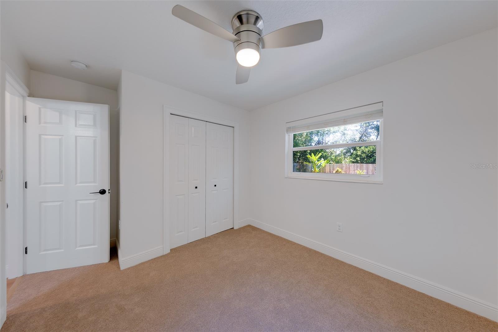 2043 Dodge St Property Photo 25