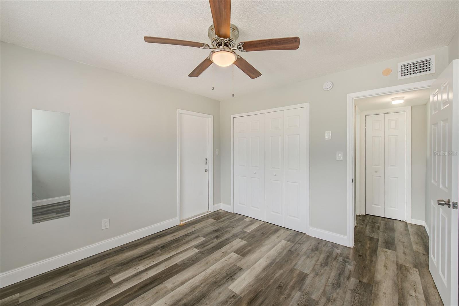 1259 Franklin St Property Photo 13