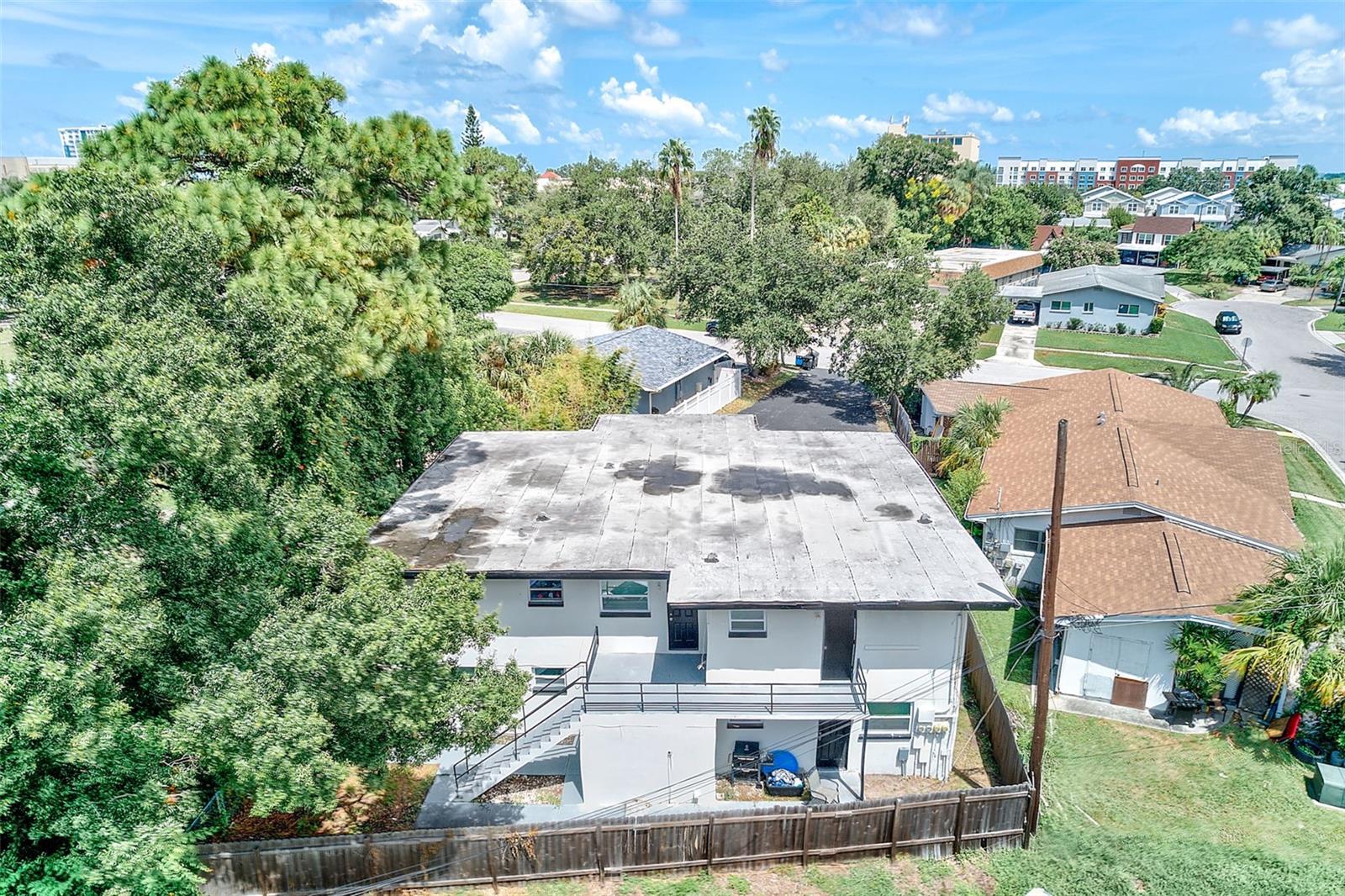 1259 Franklin St Property Photo 37