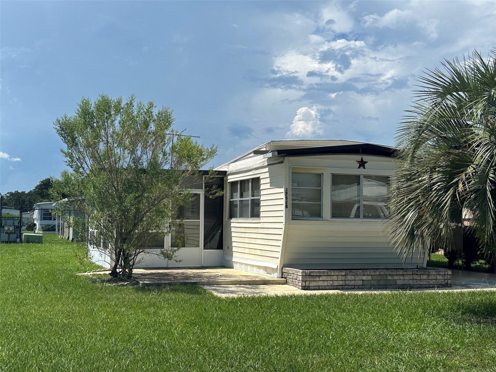 37528 Attica Ave Property Photo 1