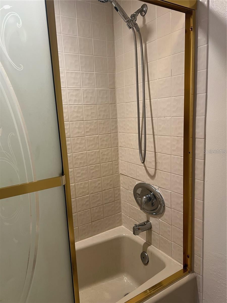 690 Island Way #208 Property Photo 11