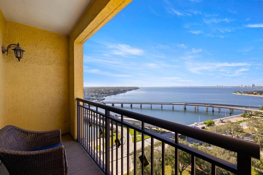 345 Bayshore Blvd #1407 Property Photo 16