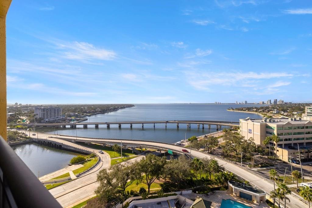 345 Bayshore Blvd #1407 Property Photo 33