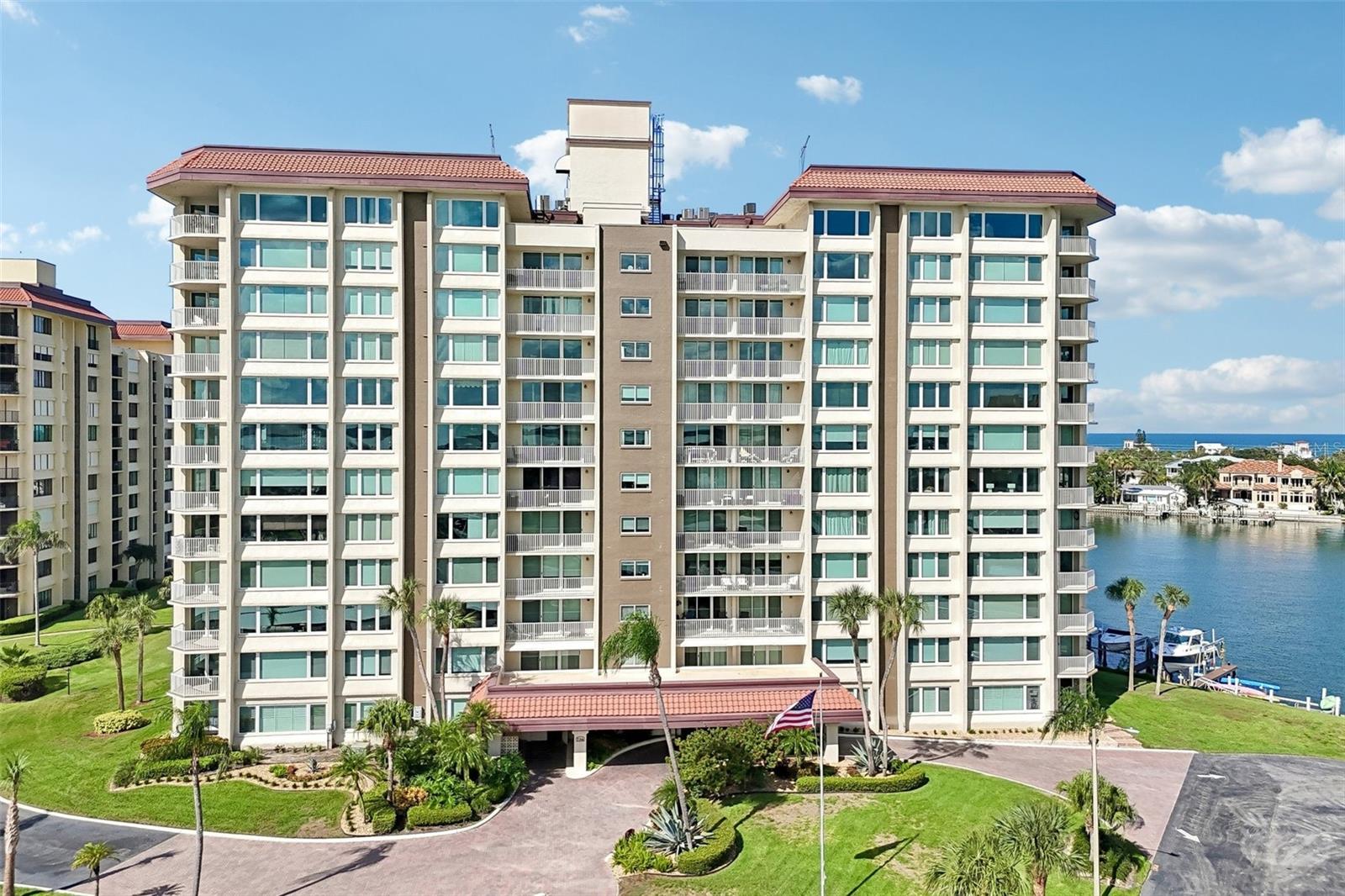 TB8540468 Property Photo 1