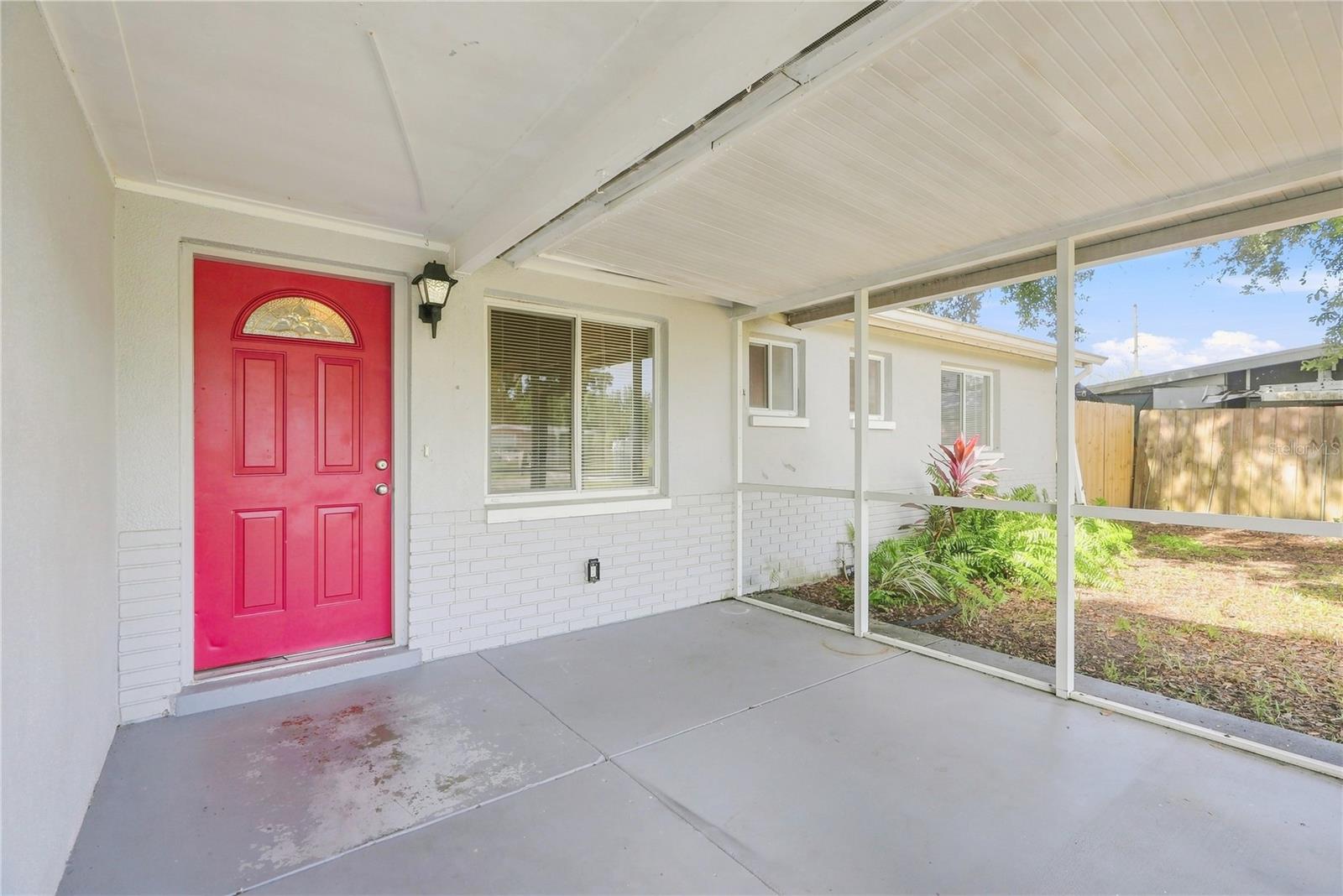 8836 79th Pl Property Photo 3