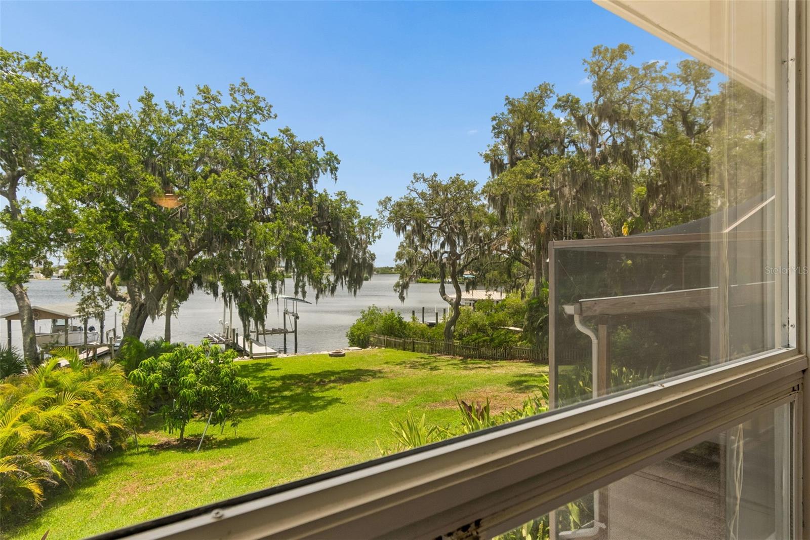 904 Bayshore Dr Property Photo 16