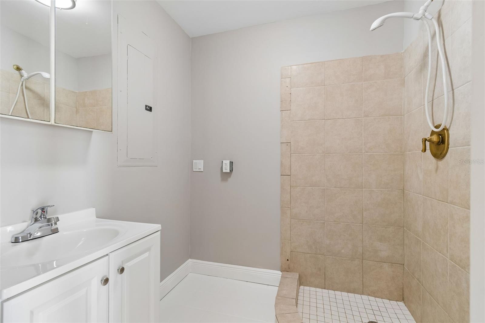 904 Bayshore Dr Property Photo 35