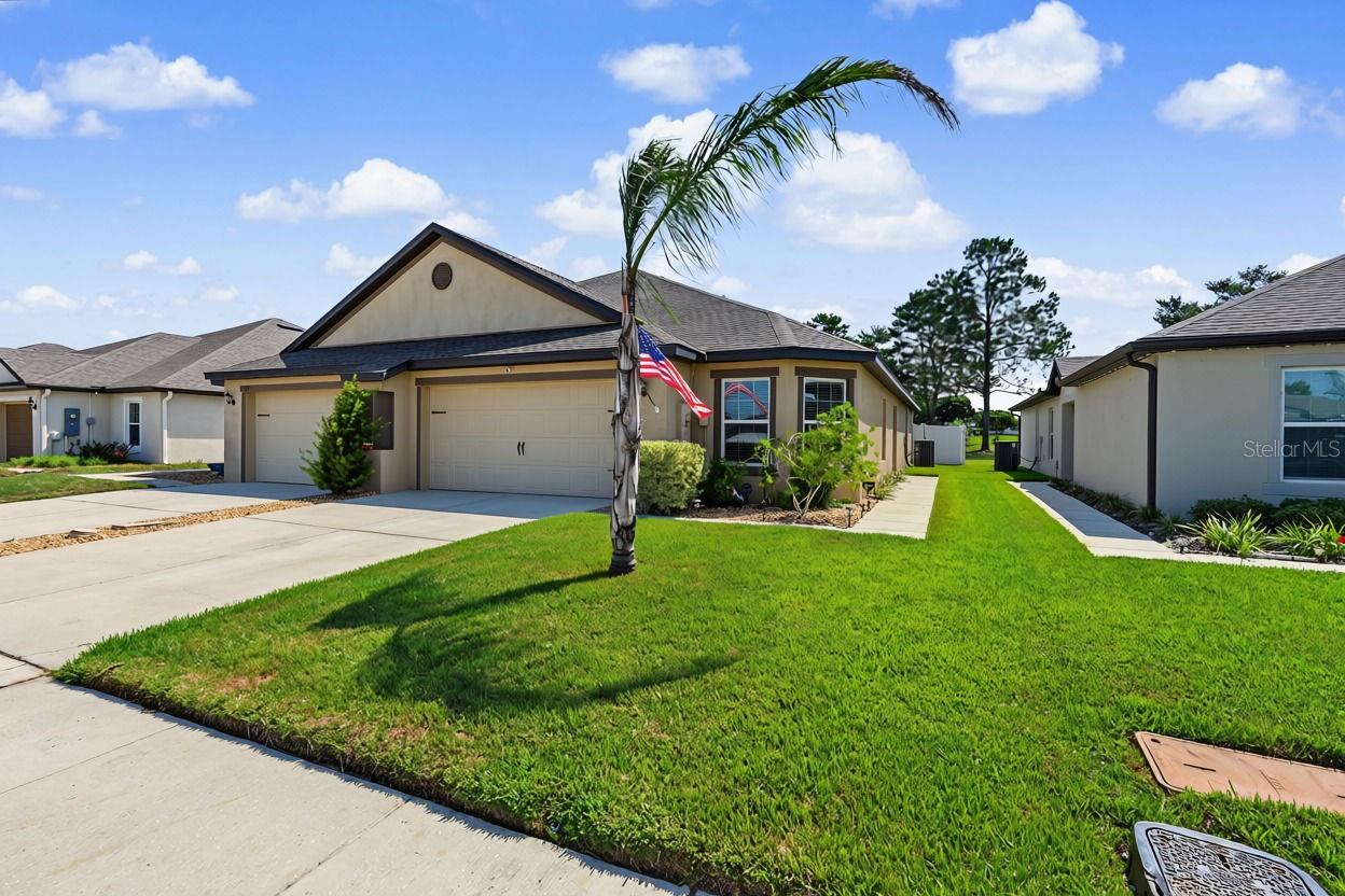 8951 Southern Charm Cir Property Photo 3