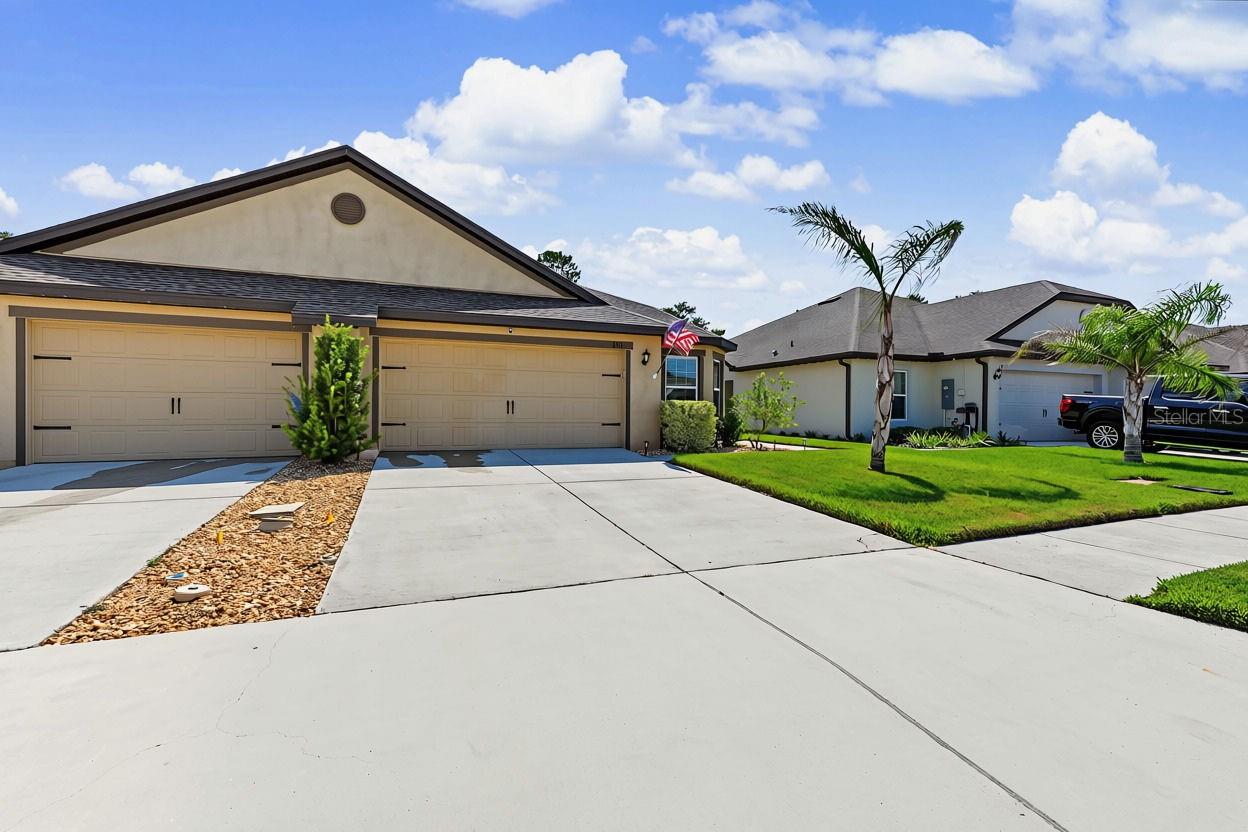 8951 Southern Charm Cir Property Photo 5