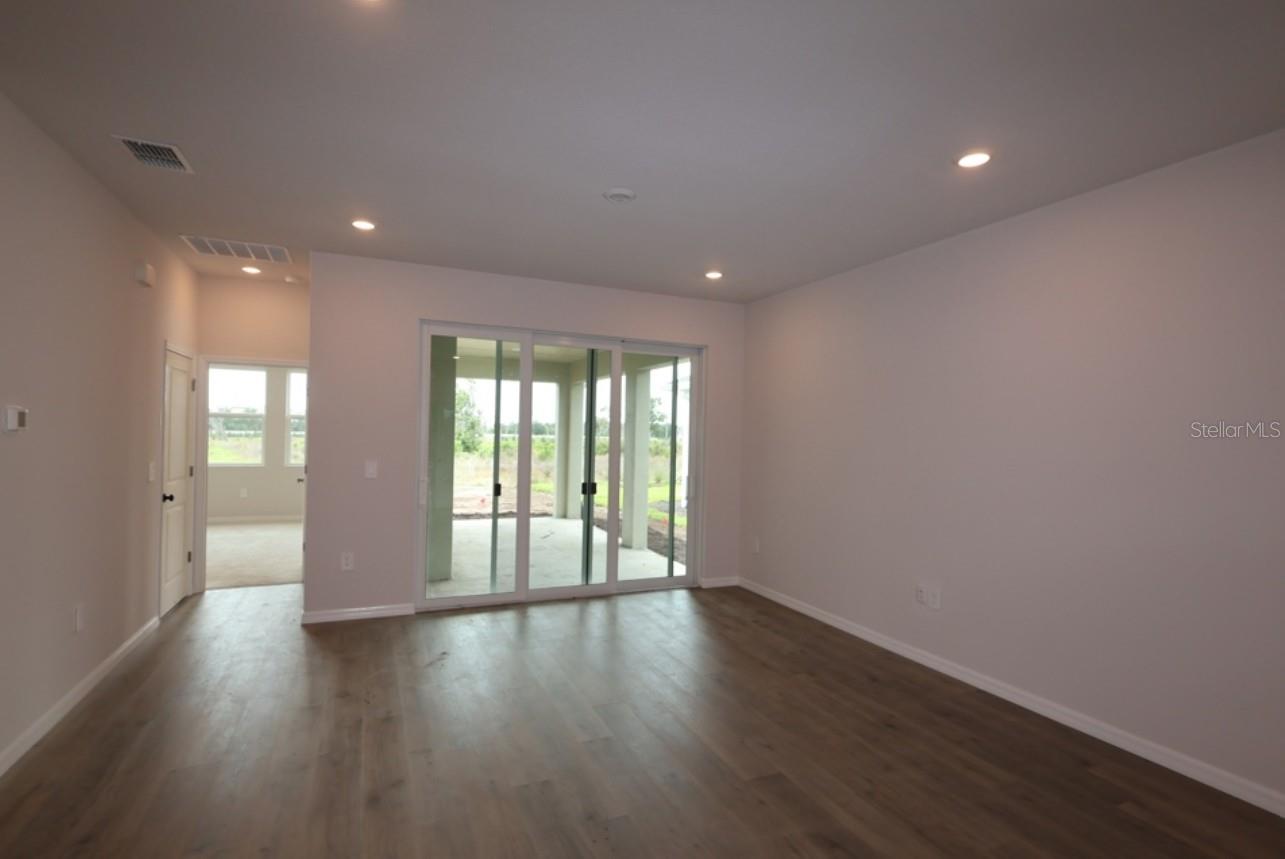 2841 Marrakesh Ln Property Photo 8