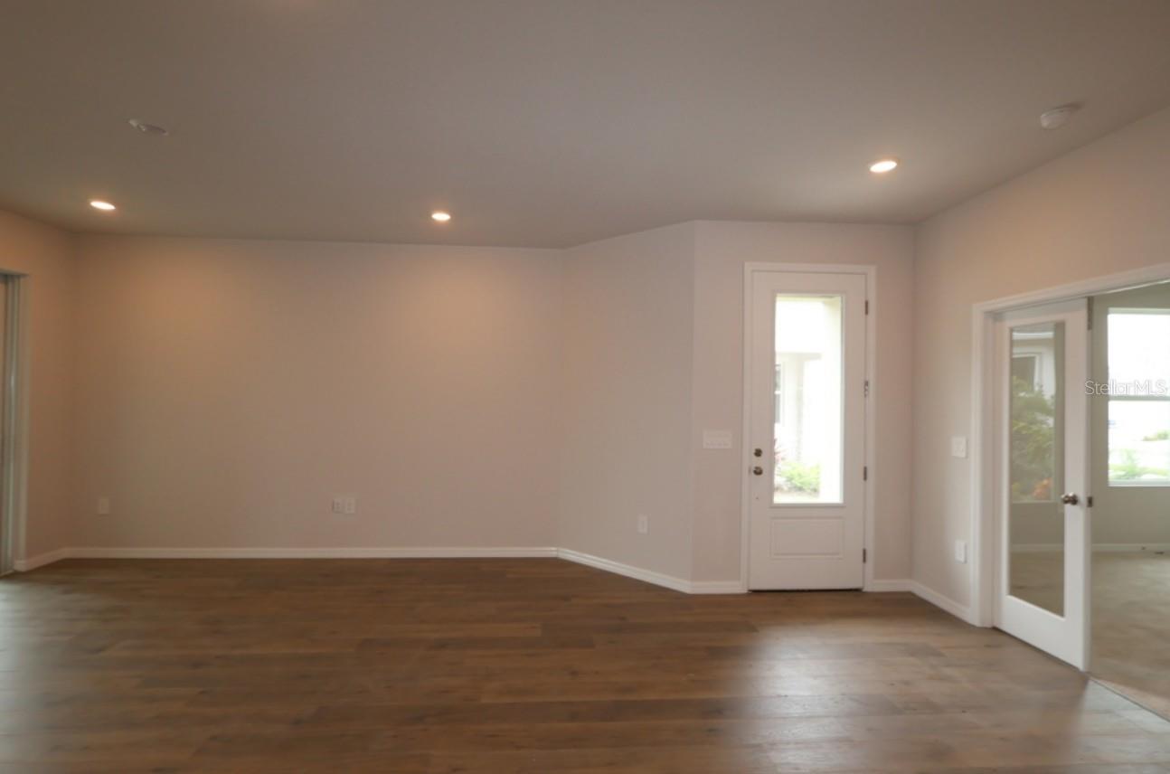 2841 Marrakesh Ln Property Photo 9