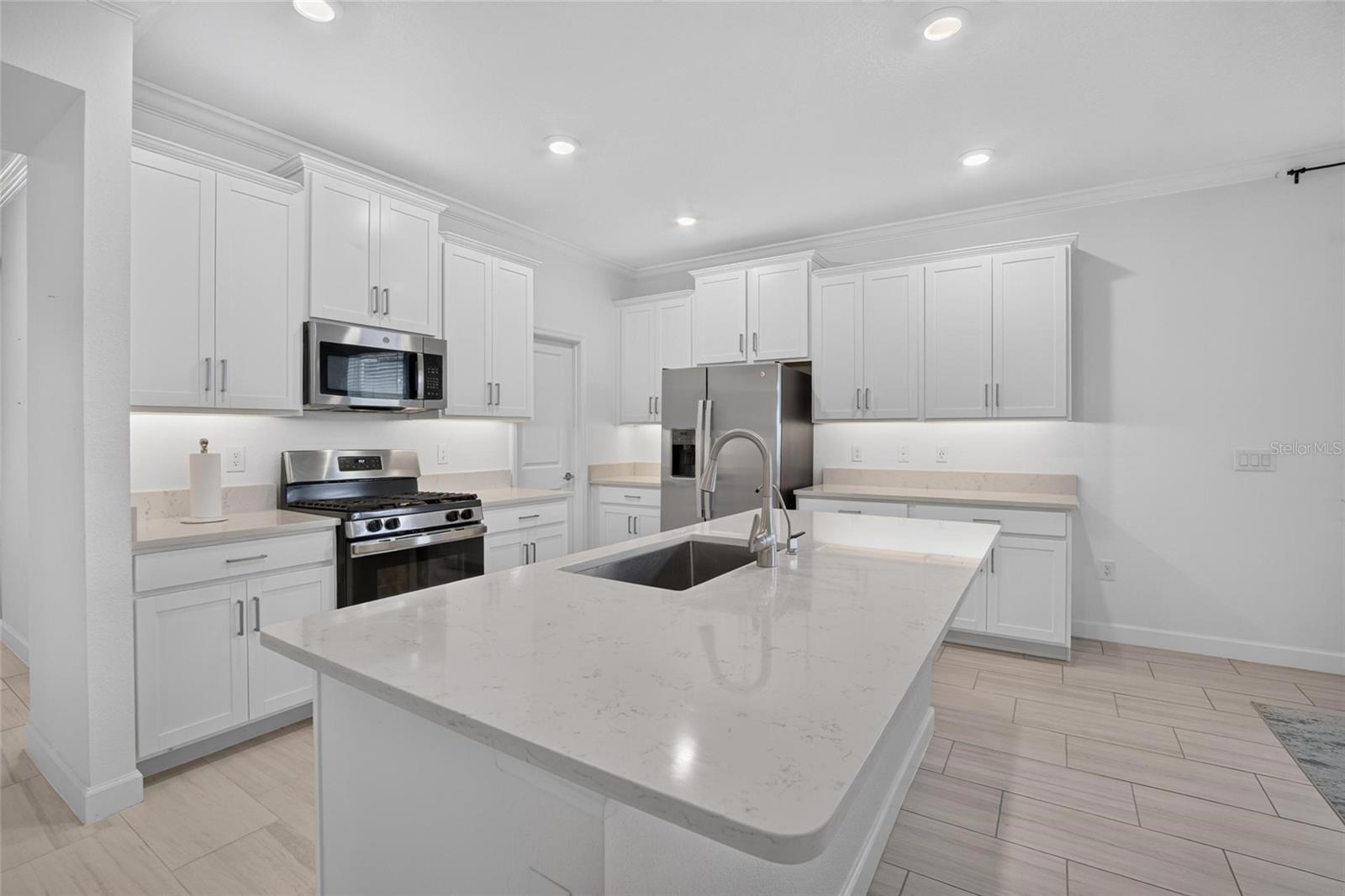 5513 Little Path Dr Property Photo 10