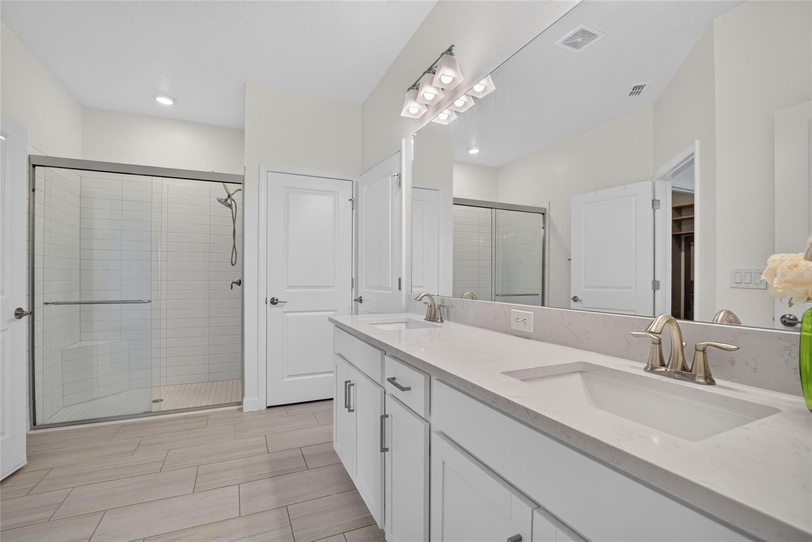 5513 Little Path Dr Property Photo 32