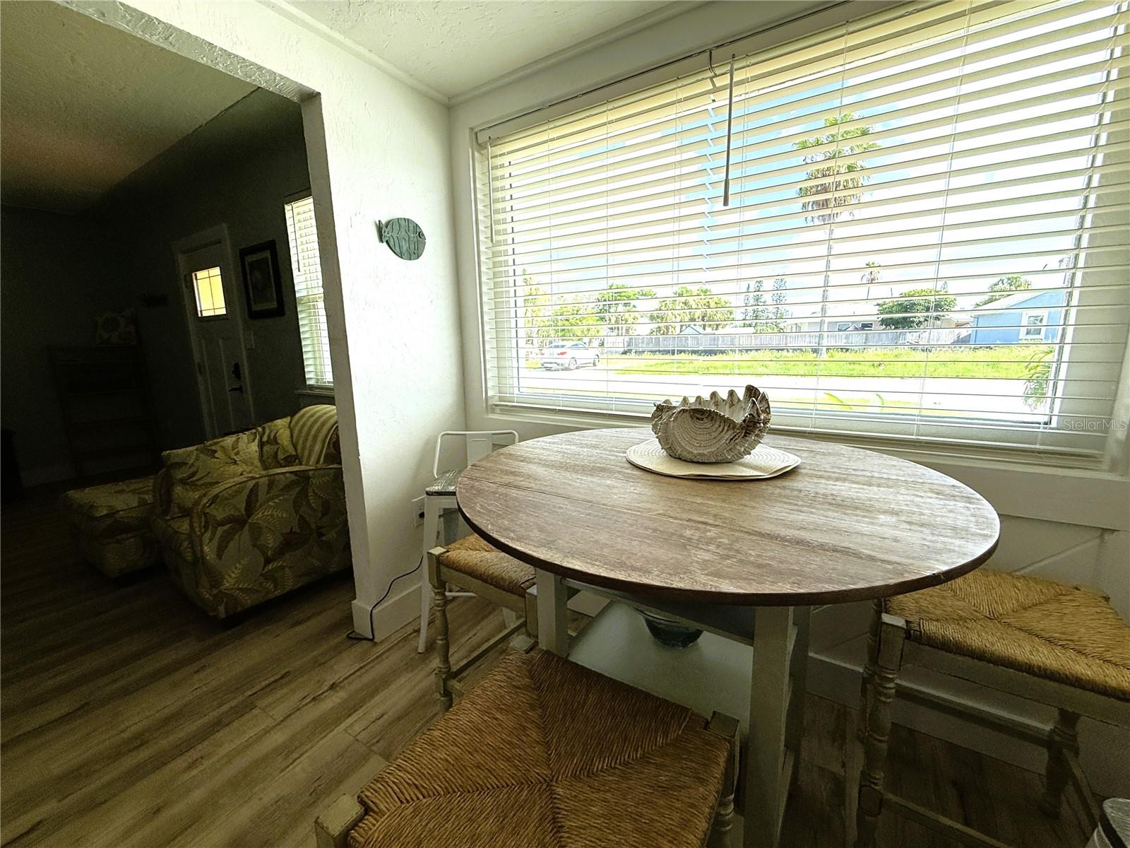 421 Virginia Ave Property Photo 15