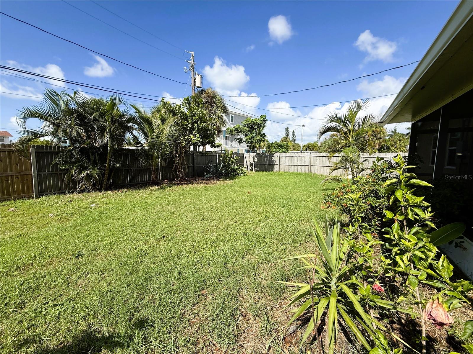 421 Virginia Ave Property Photo 33