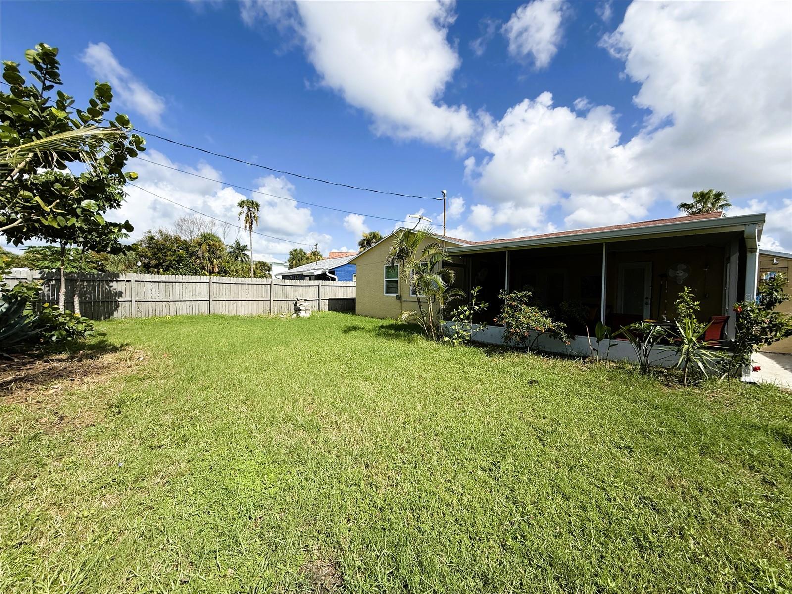 421 Virginia Ave Property Photo 34