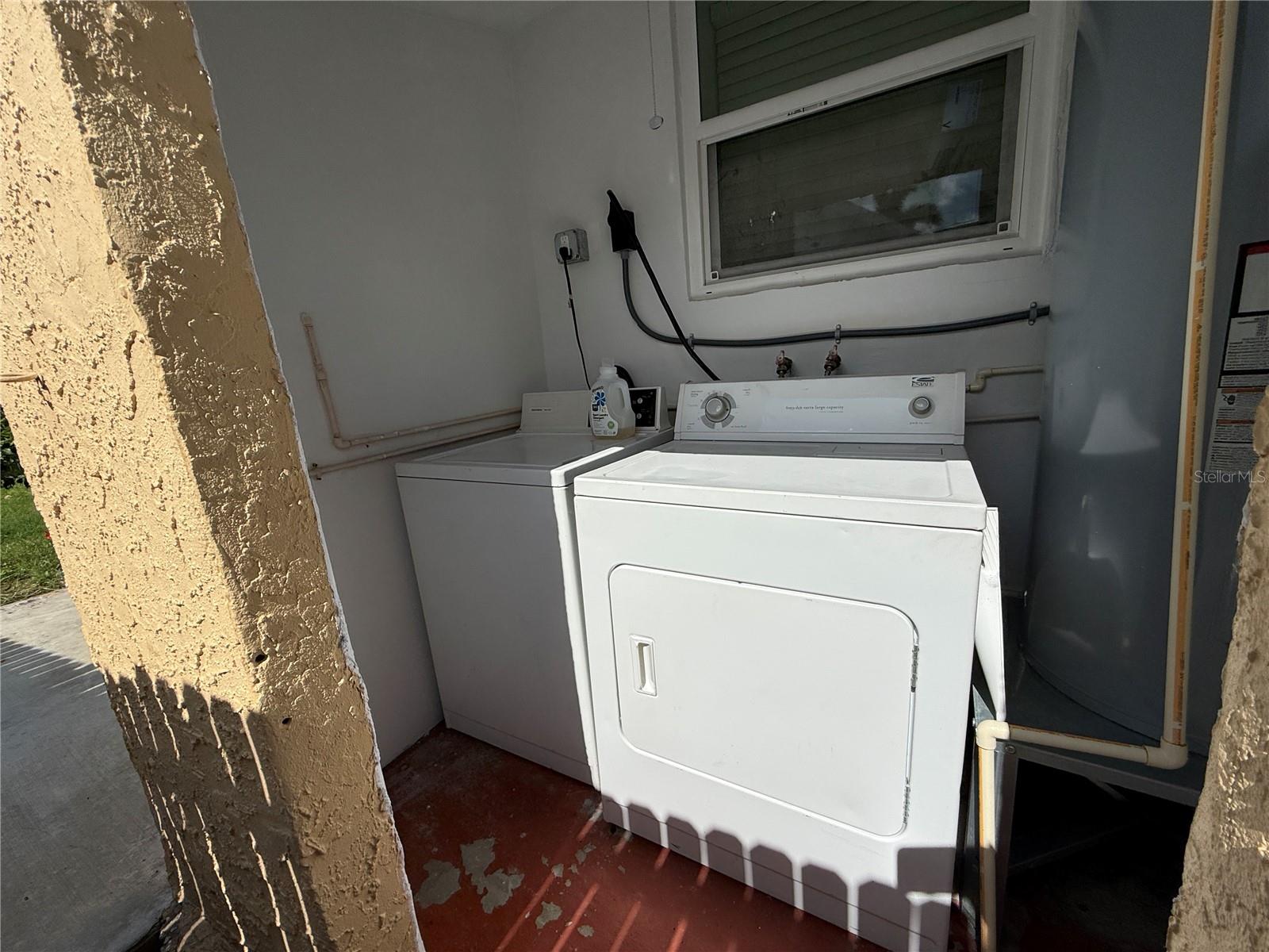 421 Virginia Ave Property Photo 37