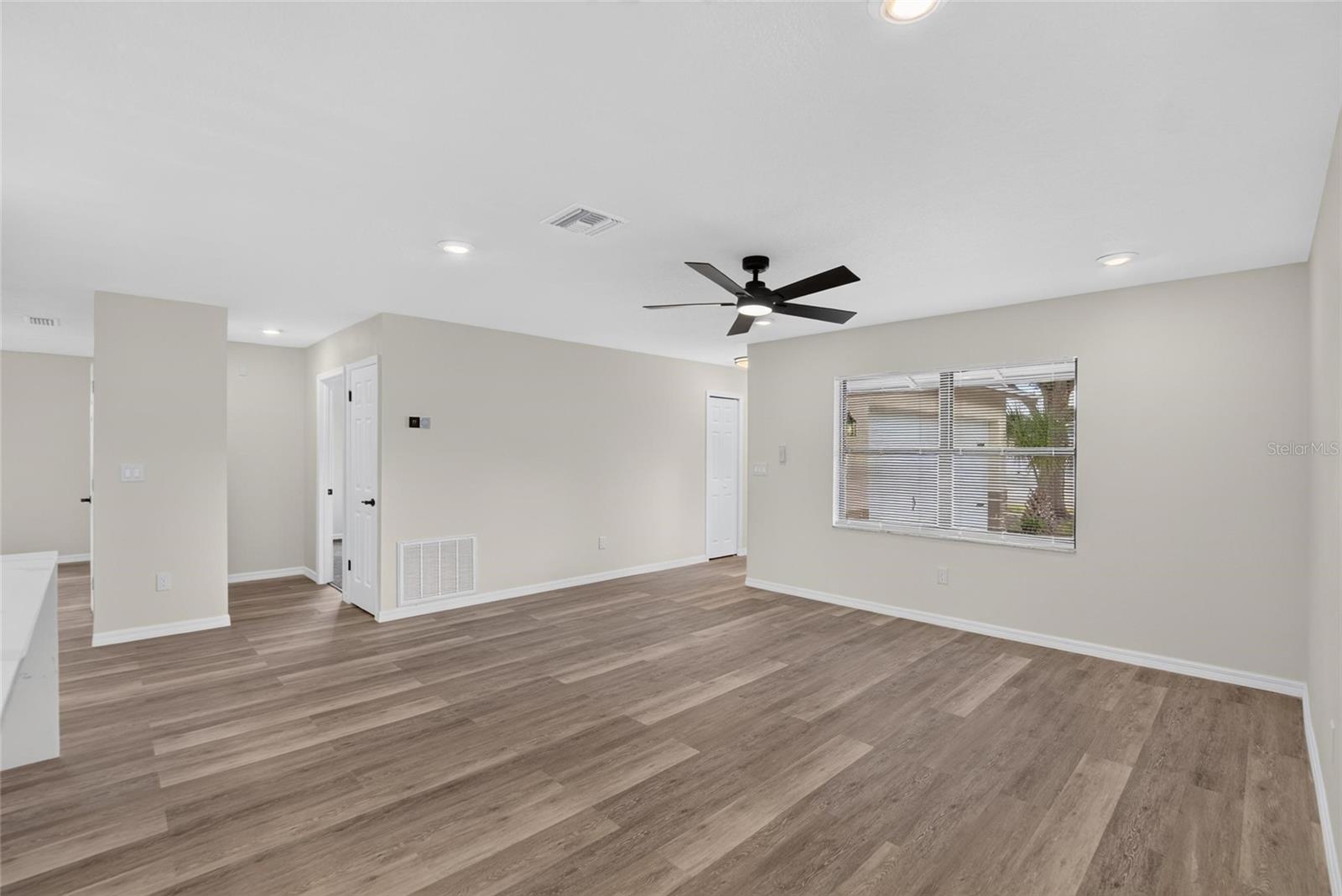 1006 Saxon Ct Property Photo 13