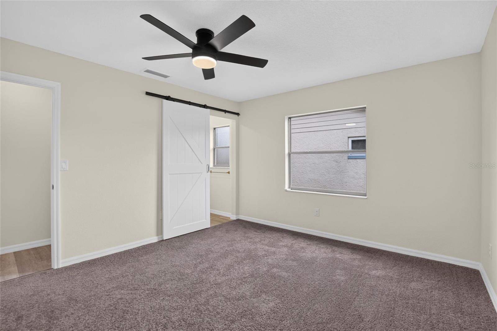 1006 Saxon Ct Property Photo 26