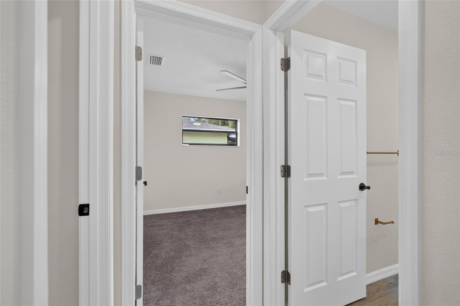 1006 Saxon Ct Property Photo 32