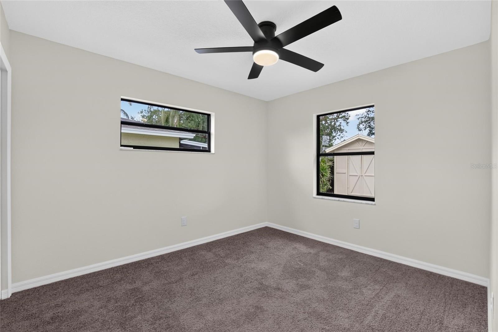 1006 Saxon Ct Property Photo 34