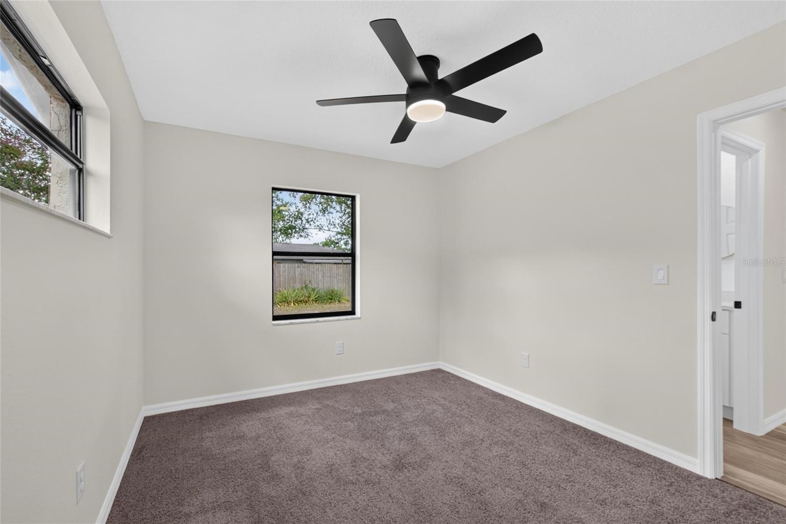 1006 Saxon Ct Property Photo 38