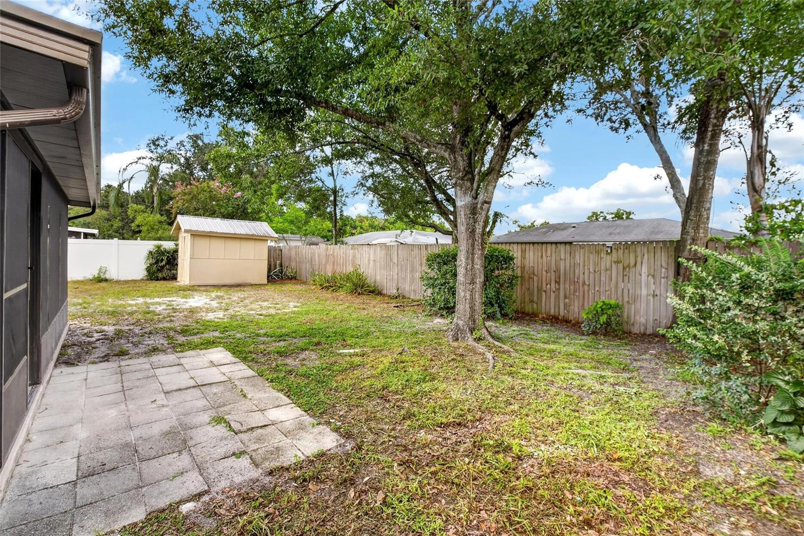 1006 Saxon Ct Property Photo 52