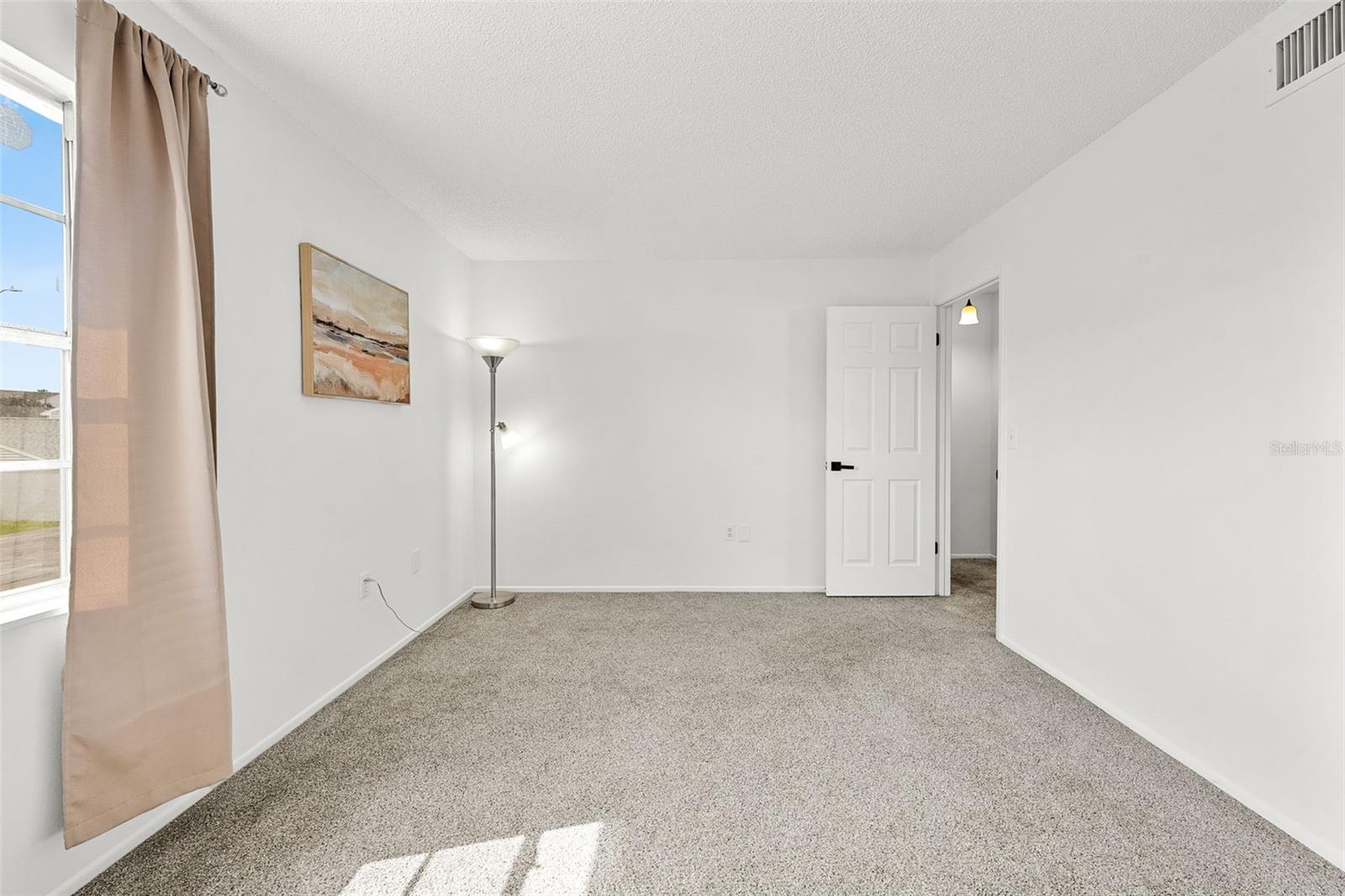 11917 Congressional Dr Property Photo 29
