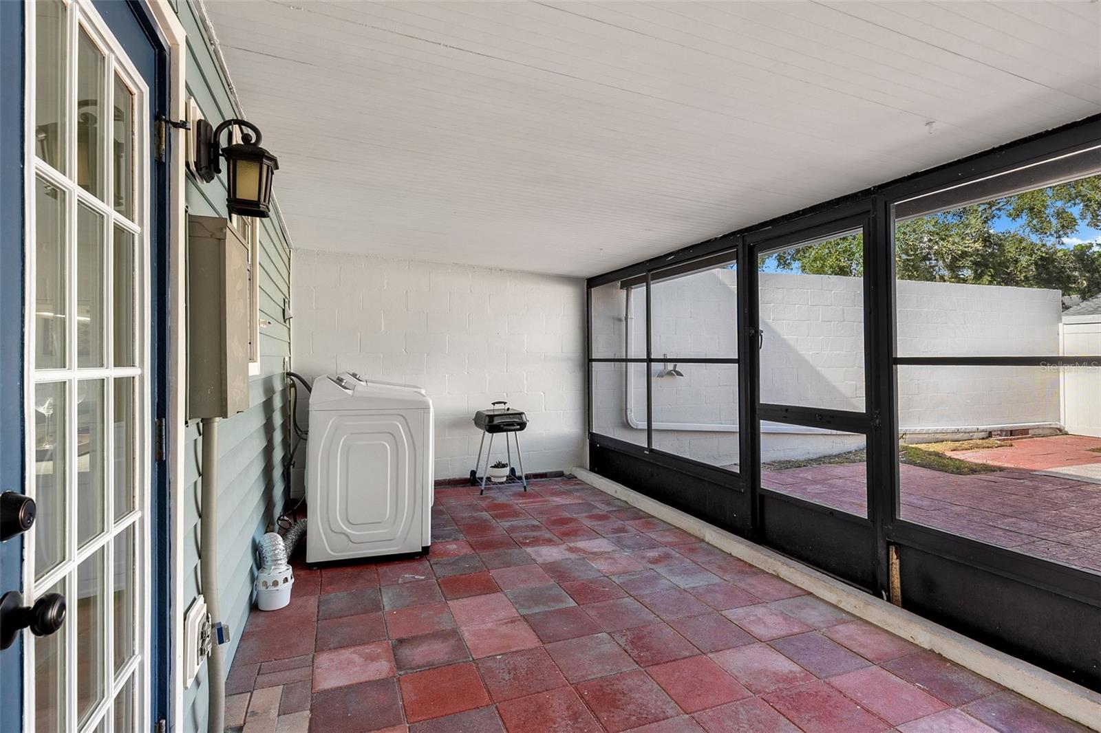 11917 Congressional Dr Property Photo 32