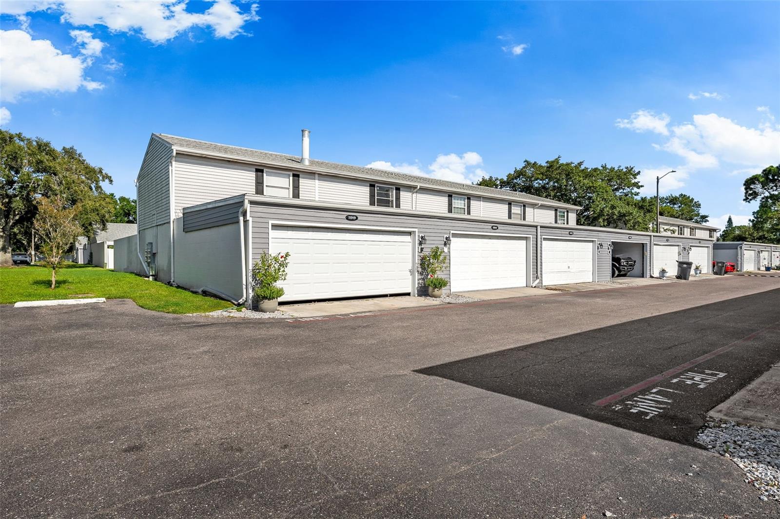 11917 Congressional Dr Property Photo 37