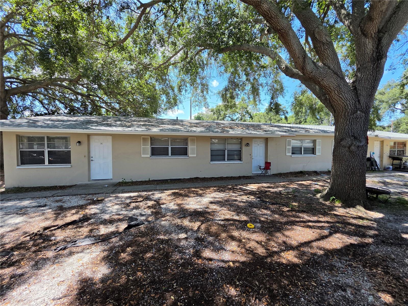 3735 141st Pl Property Photo 3