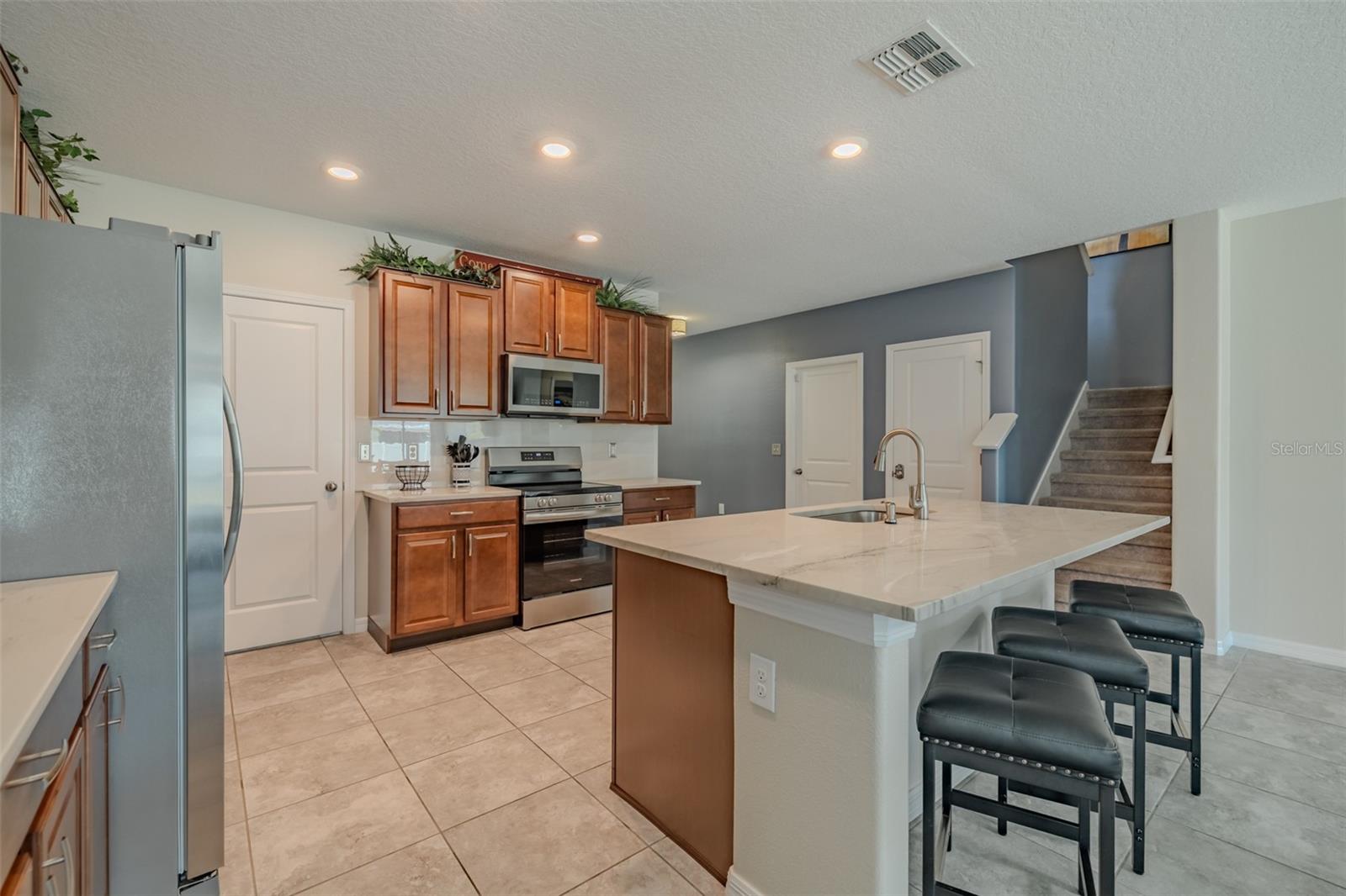 16712 Myrtle Sand Dr Property Photo 10
