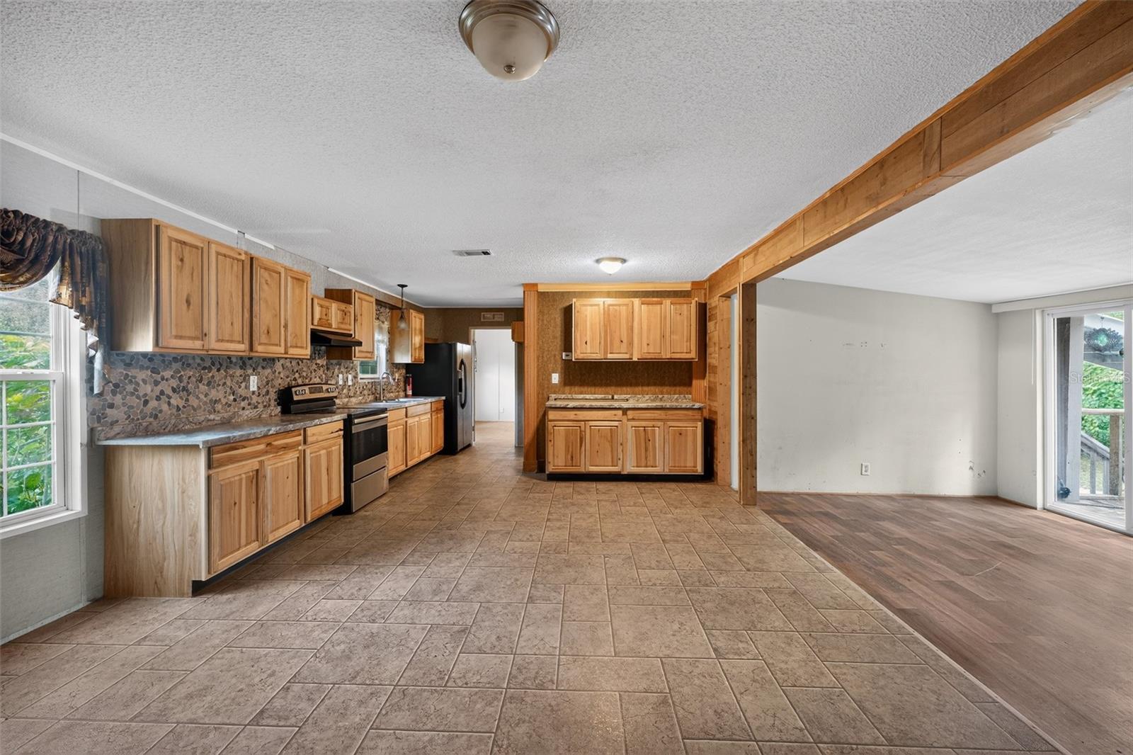 4389 288th Ter Property Photo 10