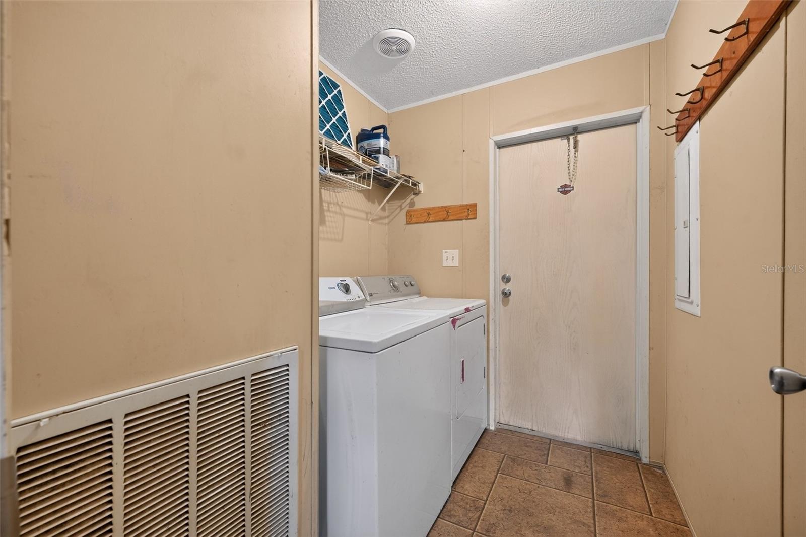4389 288th Ter Property Photo 23
