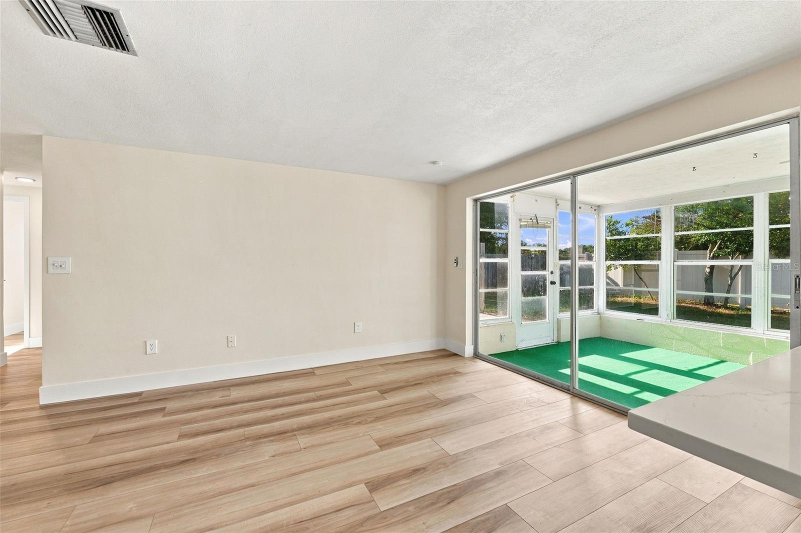 3128 Harvardston Loop Property Photo 14