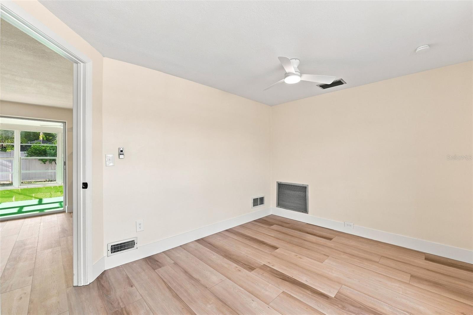 3128 Harvardston Loop Property Photo 23