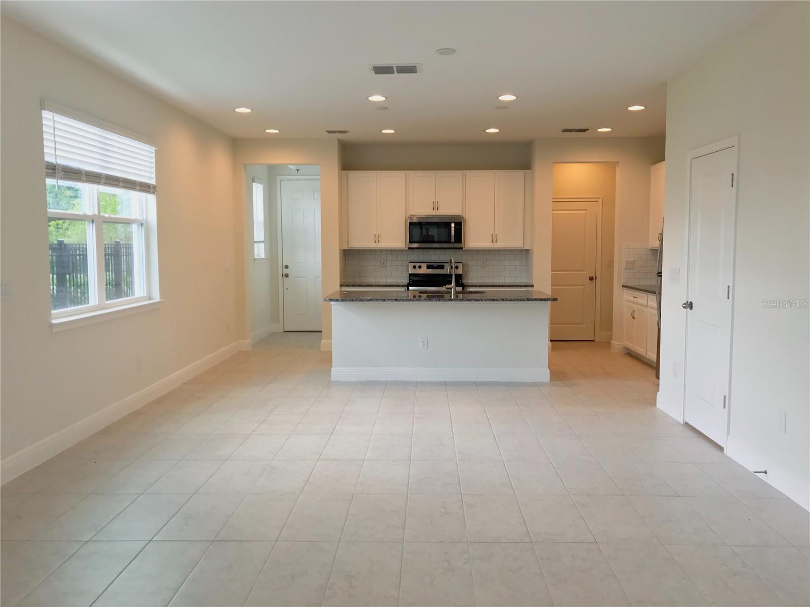 5518 Viola Lee Way Property Photo 7