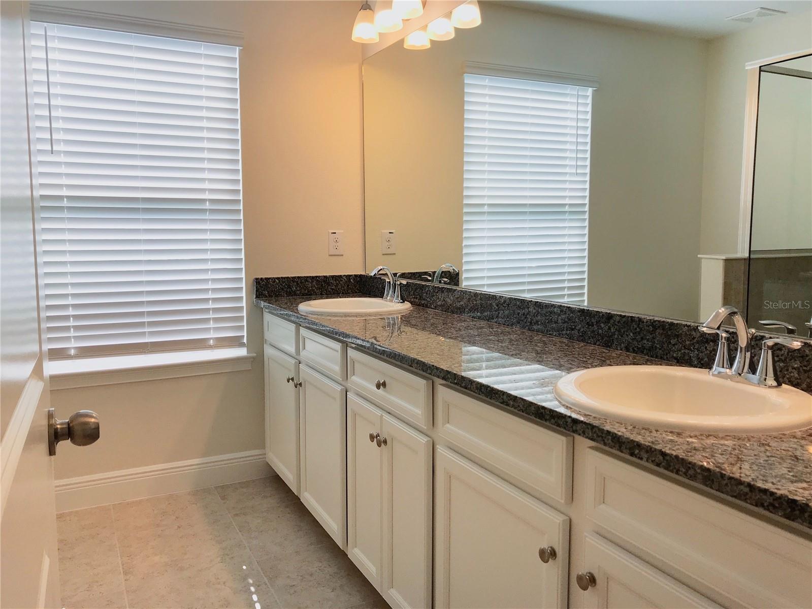 5518 Viola Lee Way Property Photo 15