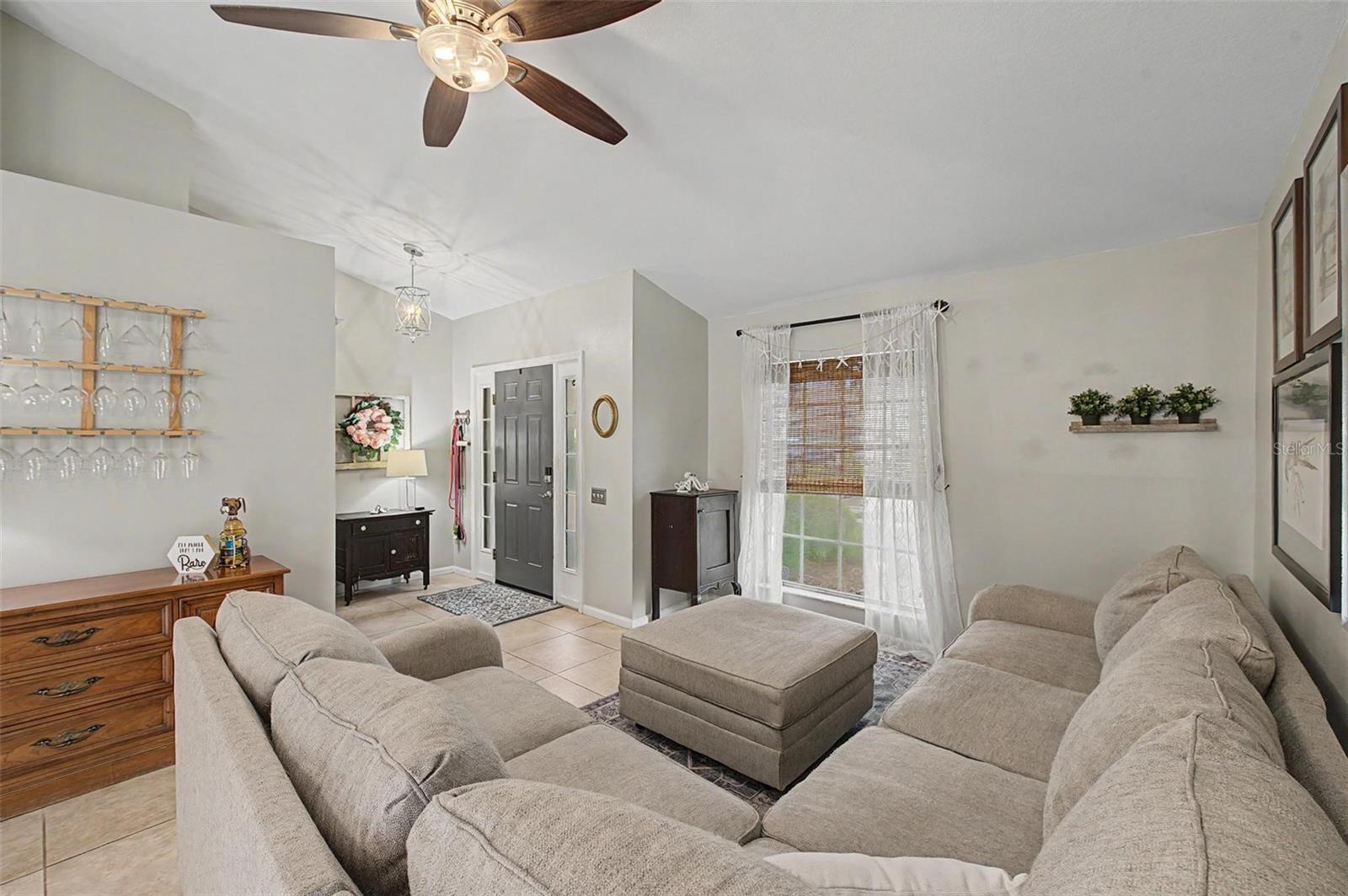 2022 Samantha Ln Property Photo 12