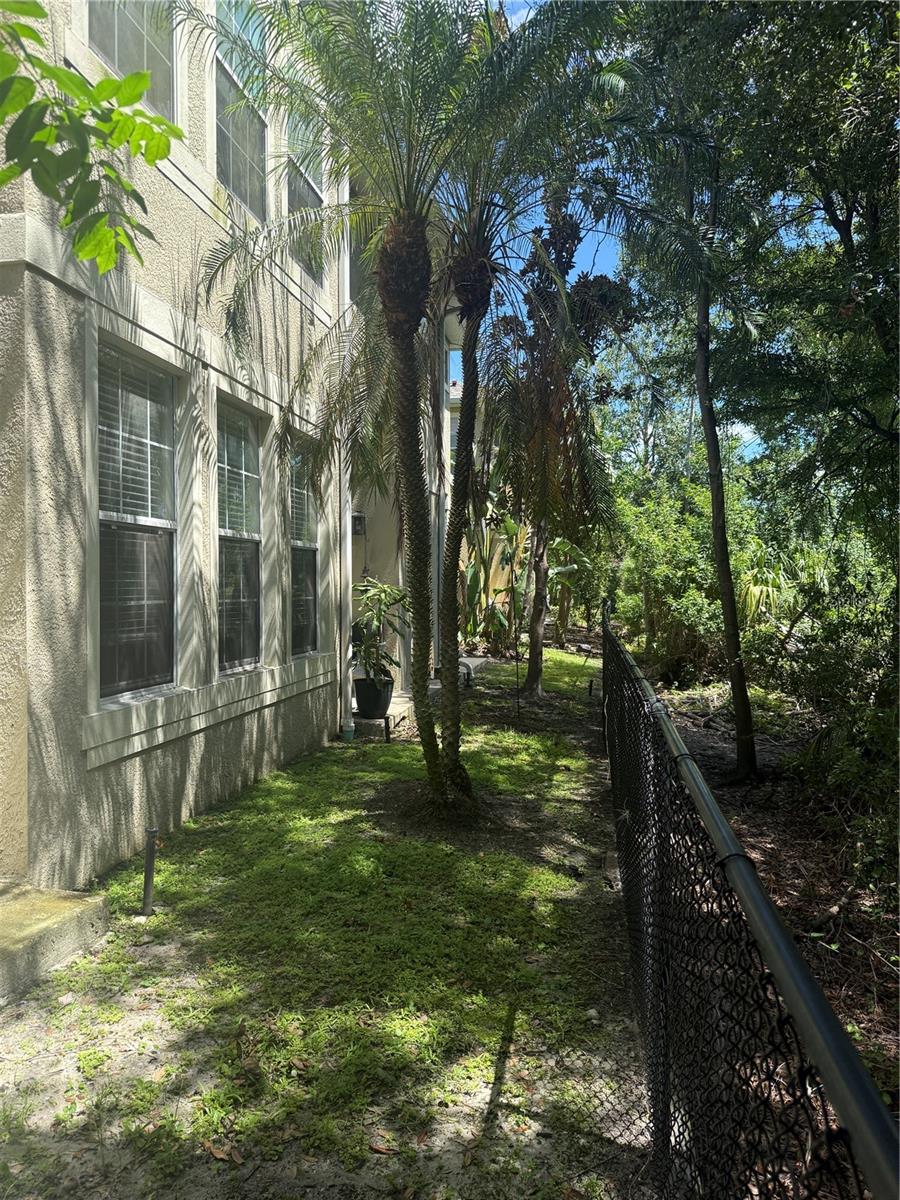 6730 Eagle Feather Dr Property Photo 10
