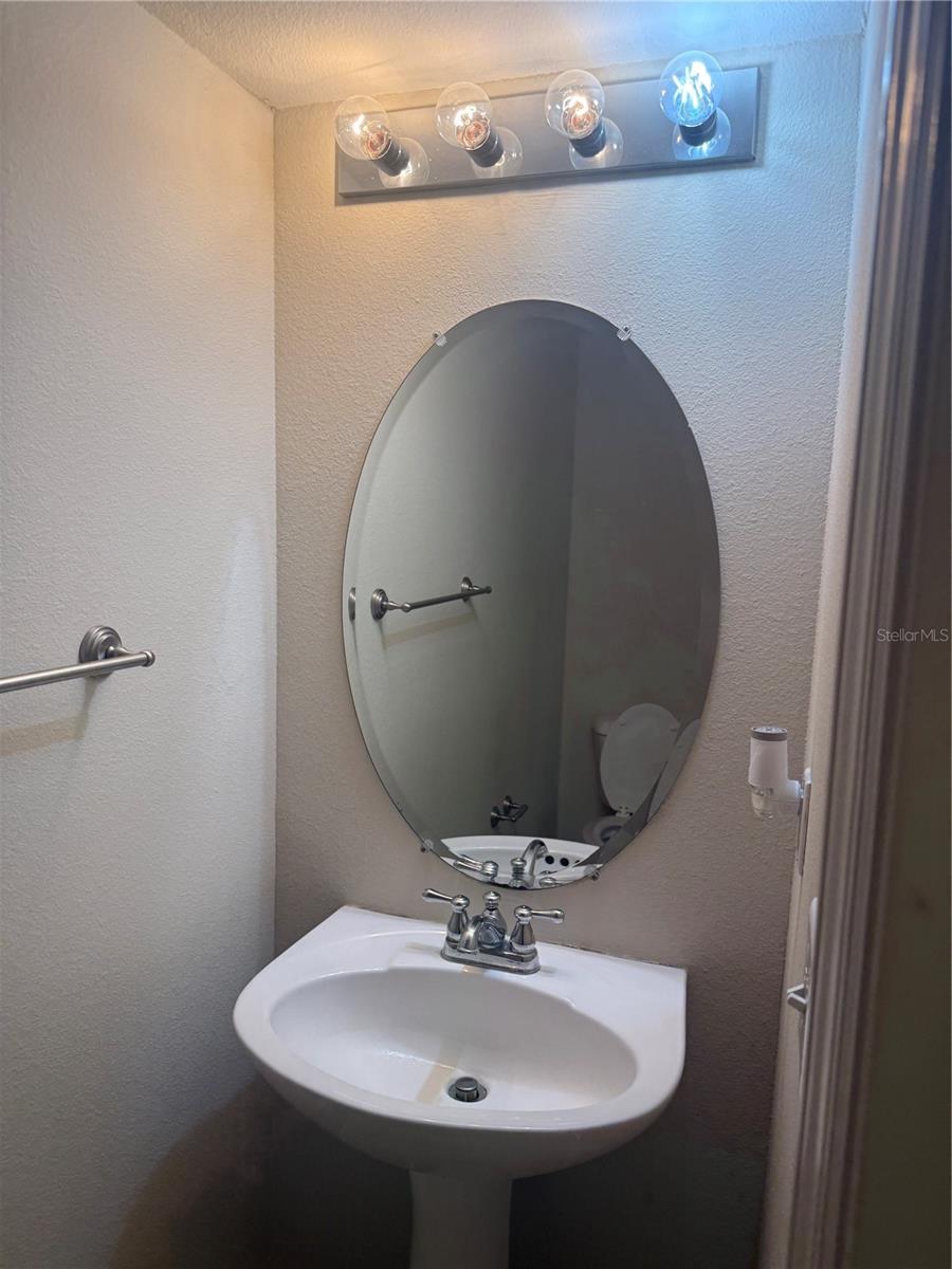 6730 Eagle Feather Dr Property Photo 24