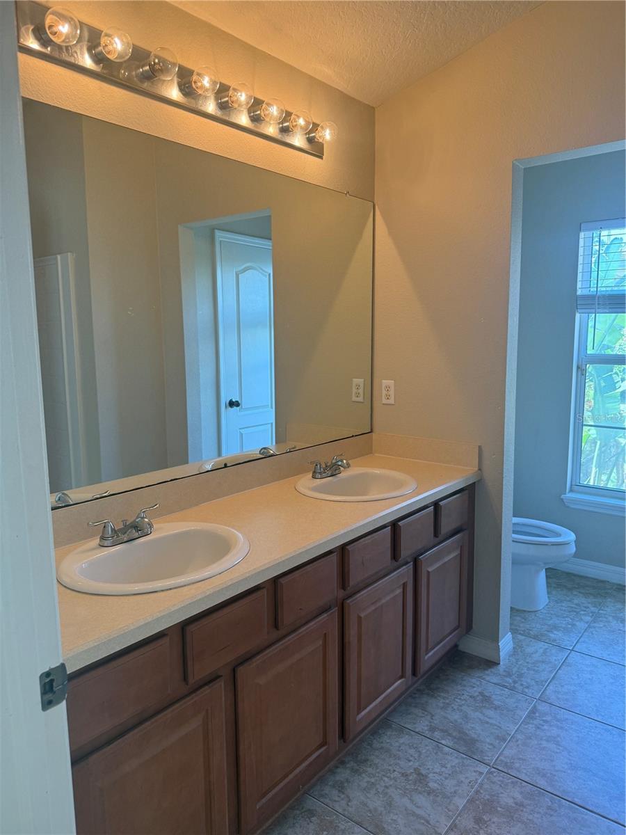 6730 Eagle Feather Dr Property Photo 37
