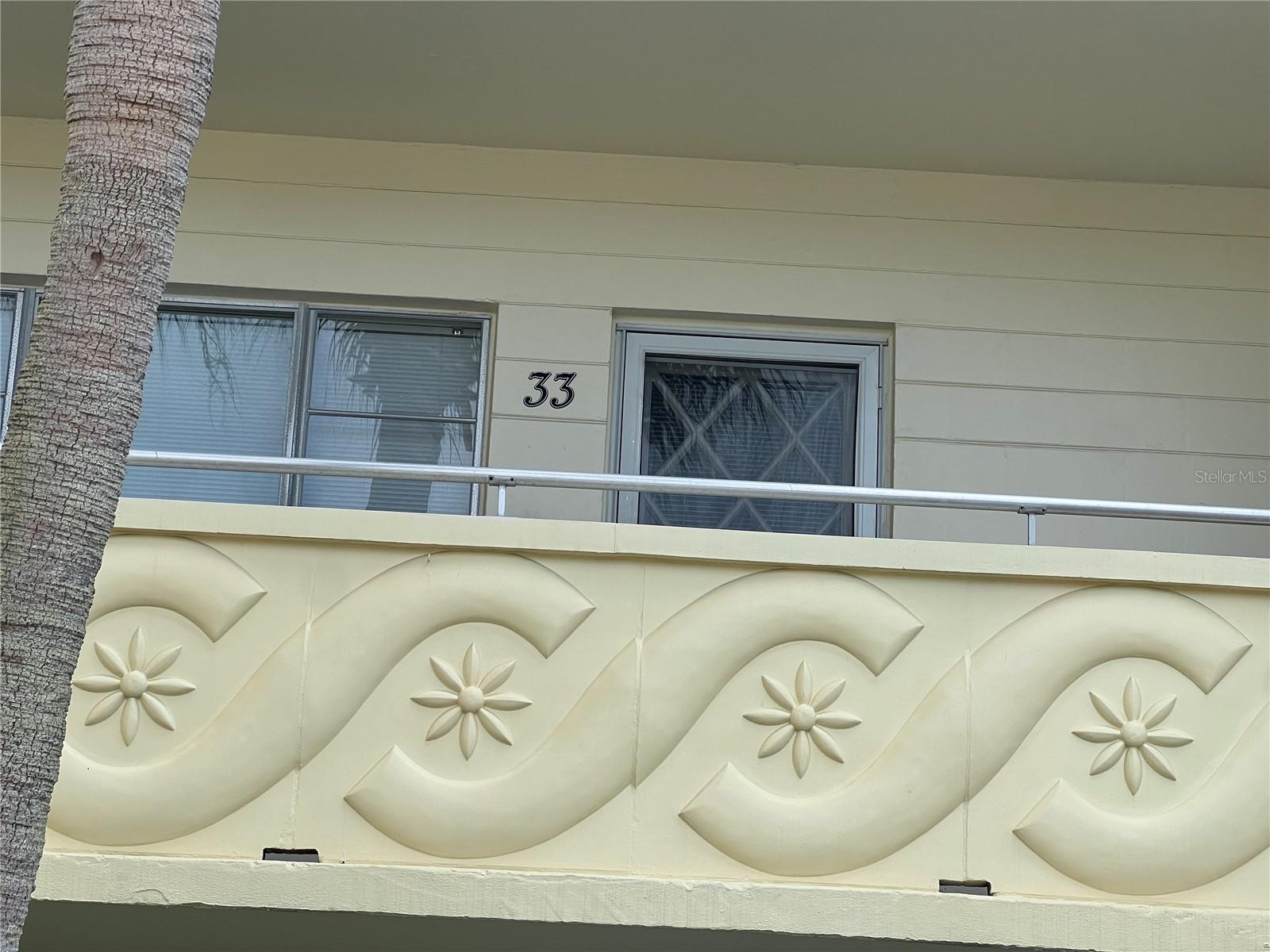 2361 Ecuadorian Way #33 Property Photo 2