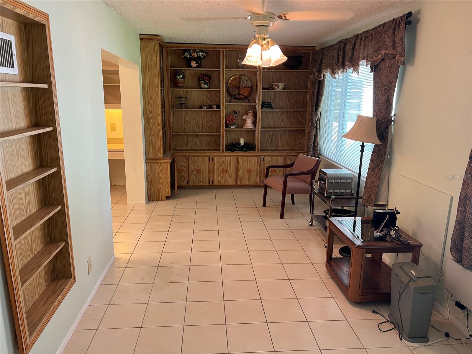 2361 Ecuadorian Way #33 Property Photo 11