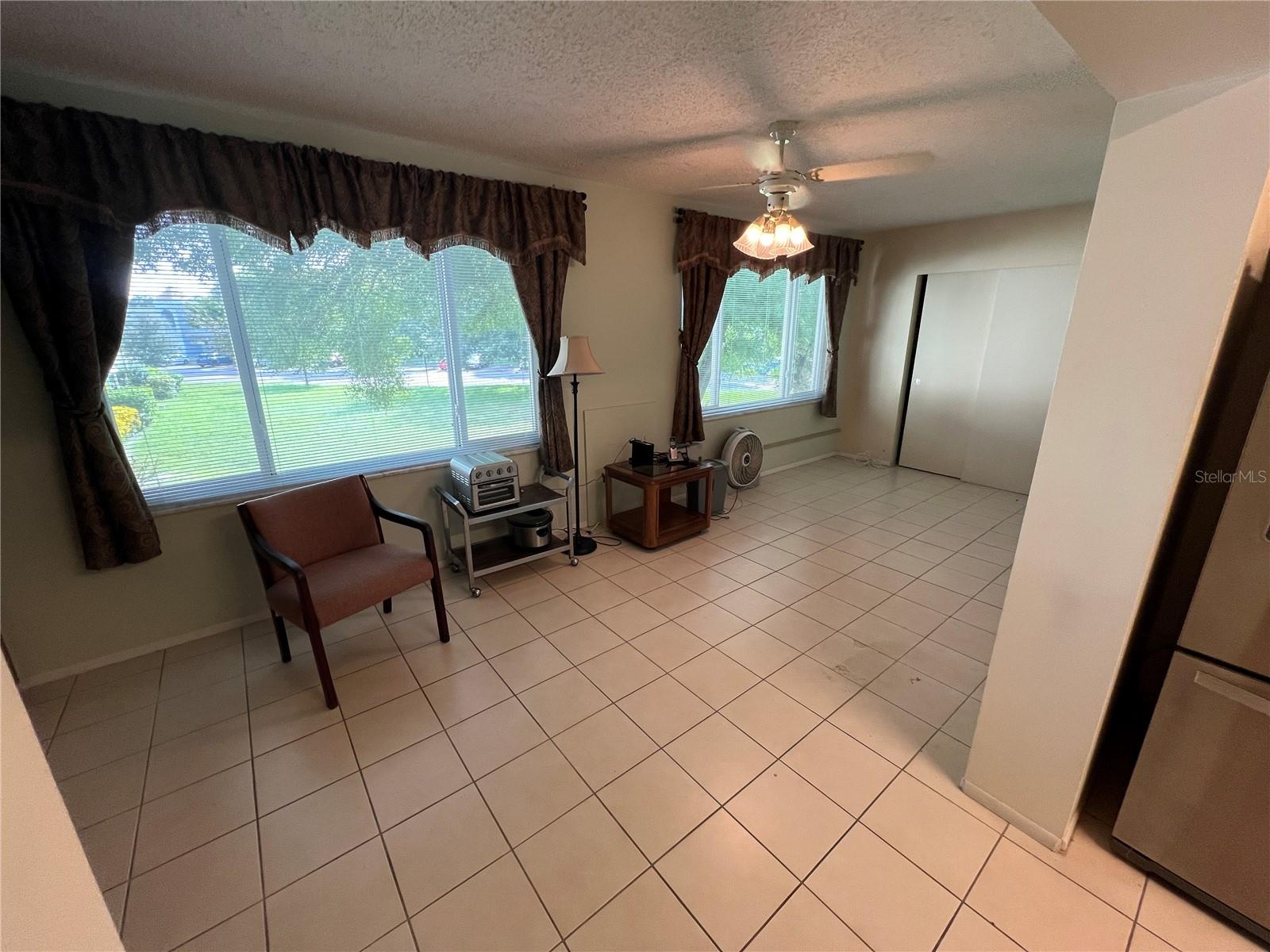 2361 Ecuadorian Way #33 Property Photo 14