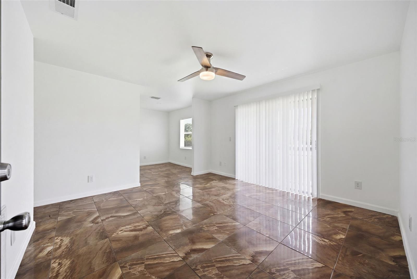 5608 S Manhattan Ave #a Property Photo 14