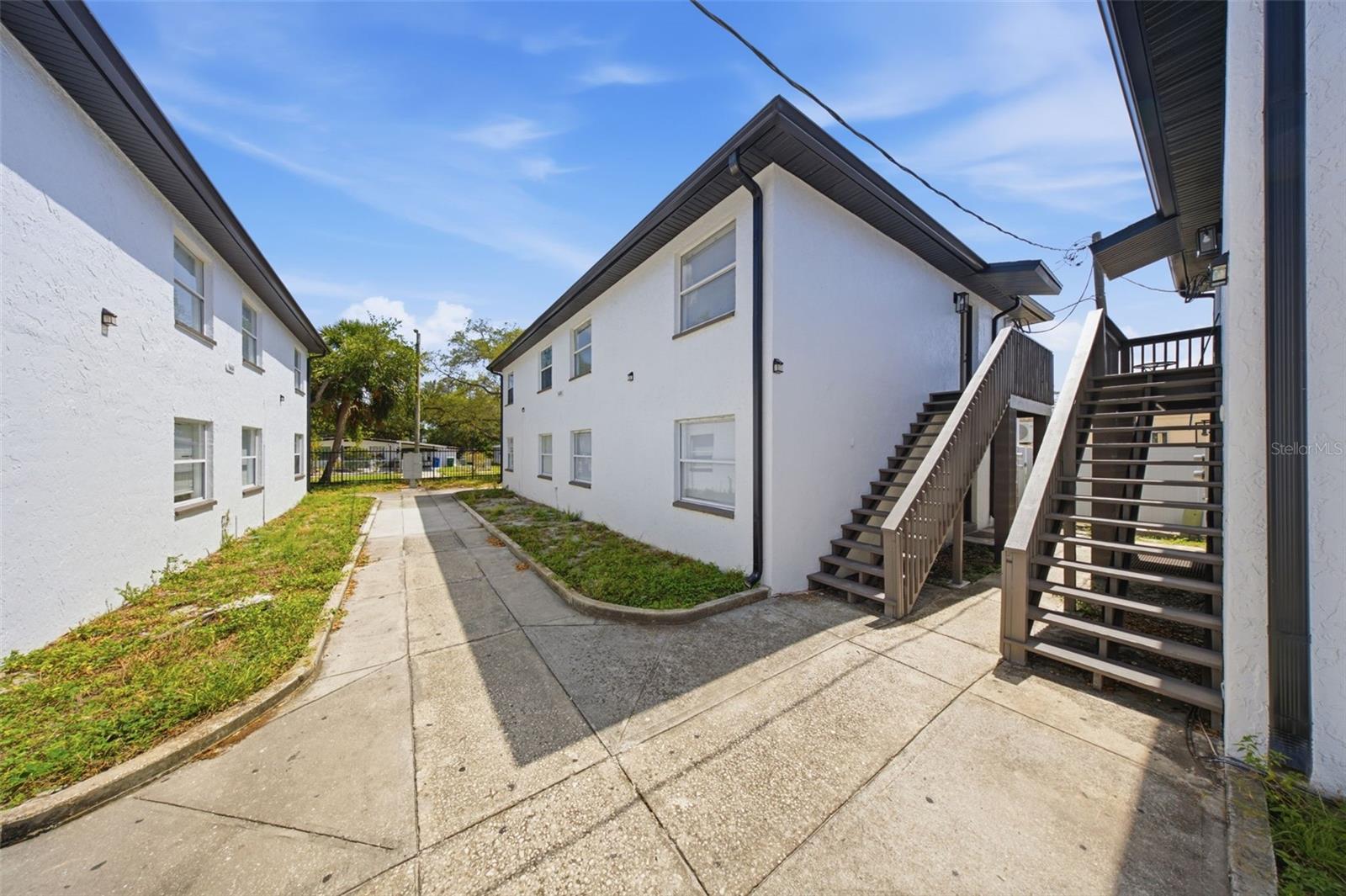5608 S Manhattan Ave #a Property Photo 17