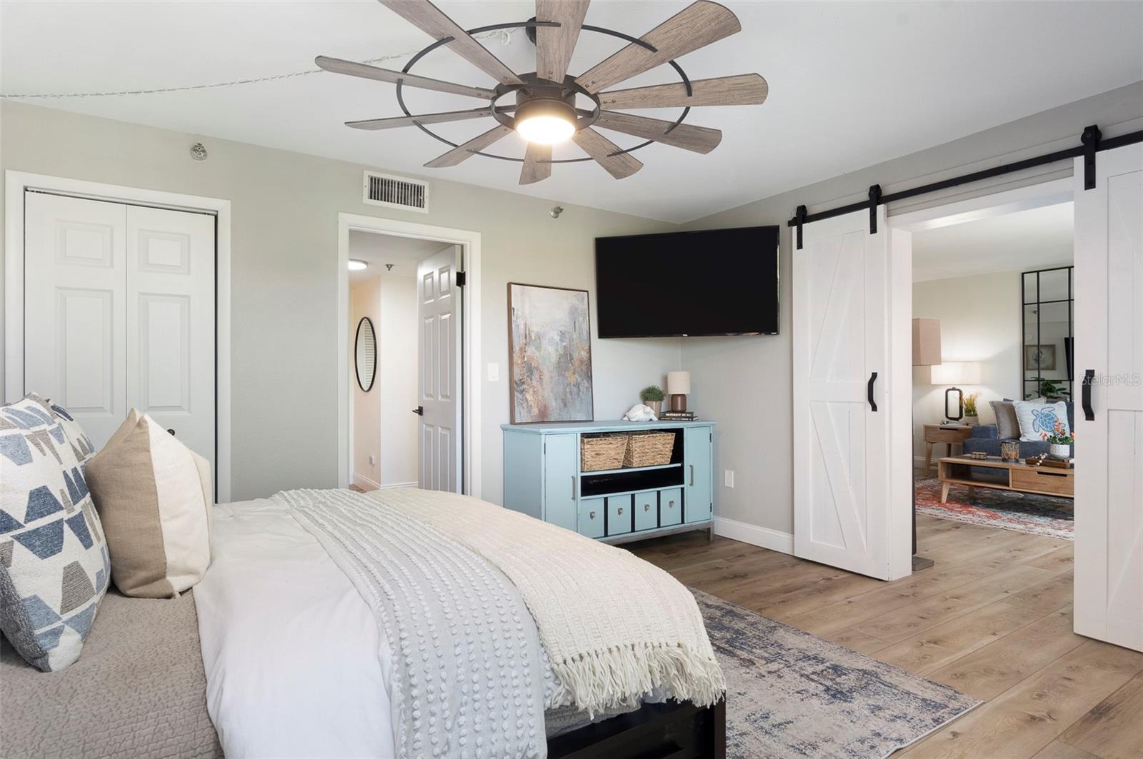 7430 Sunshine Skyway Ln S #405 Property Photo 29